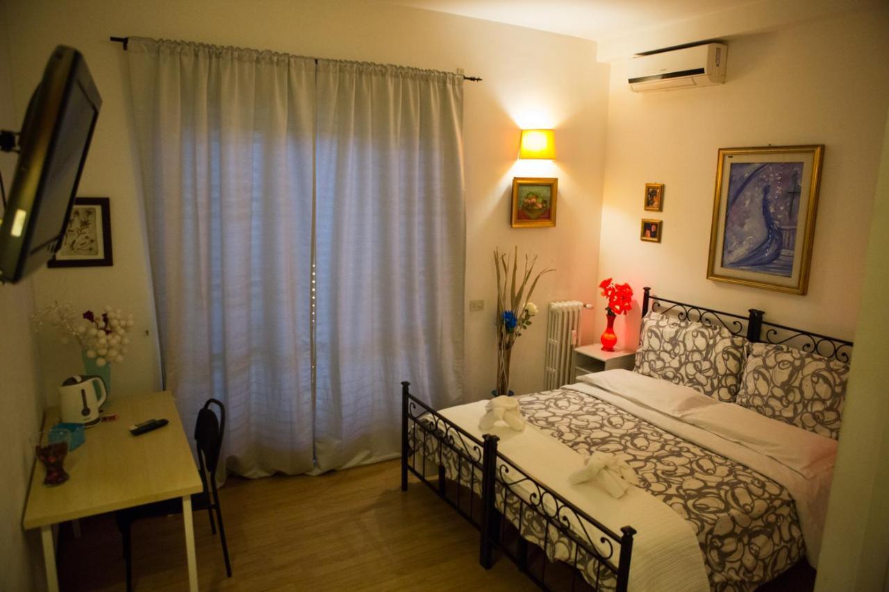 Marco E Laura Al Vaticano Bed & Breakfast Roma